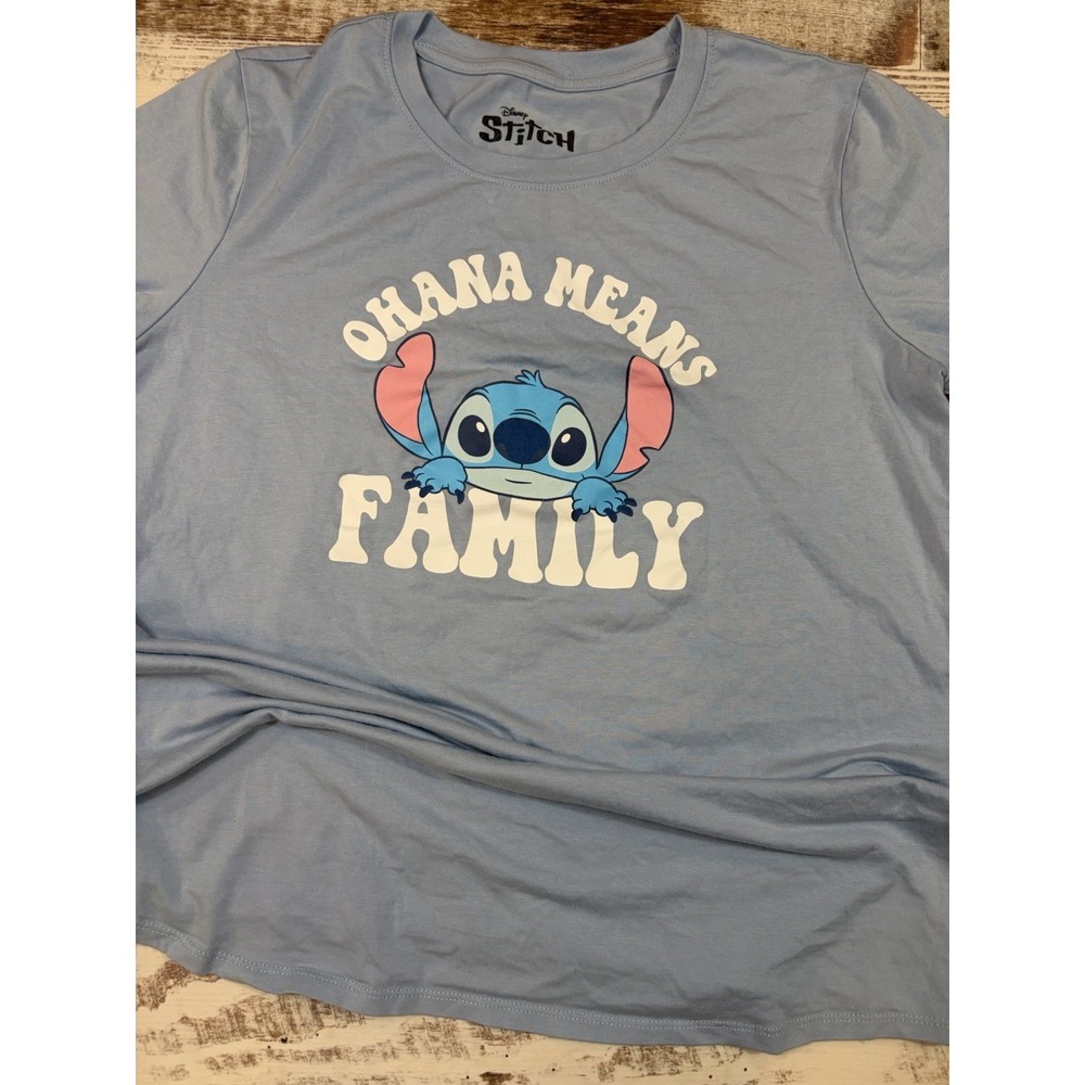 NWOT Disney Stitch XL Shirt Unisex Men Woman Ohana Means Family Short Sleeve